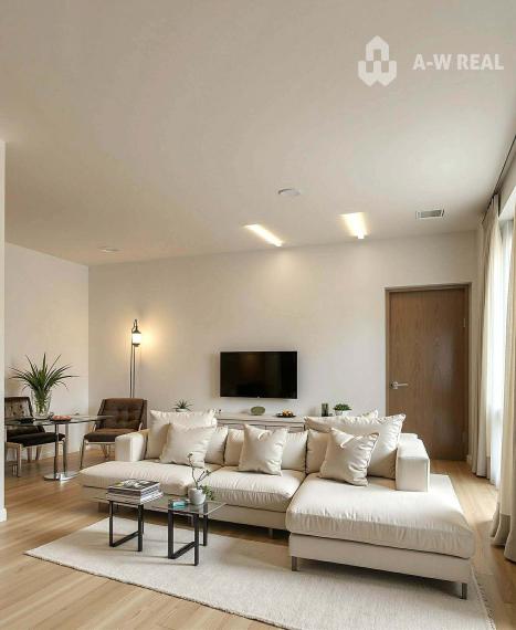 ☎️ 0918/197 701  Predám 3 izbový rodinný dom  v obci Ohrady iba 7 km od Dunajskej Stredy - Dom je čerstvo vymaľovaný ( interiér aj exteriér)