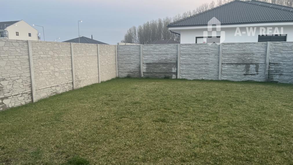 Predaj -  4-izbový rodinný dom – dvojdom v atraktívnej lokalite Florida Park, Dunajská Streda, vedľa termálneho kúpaliska