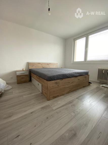 Na prenájom štýlový a moderný 2 izbový byt v centre Dunajskej Stredy