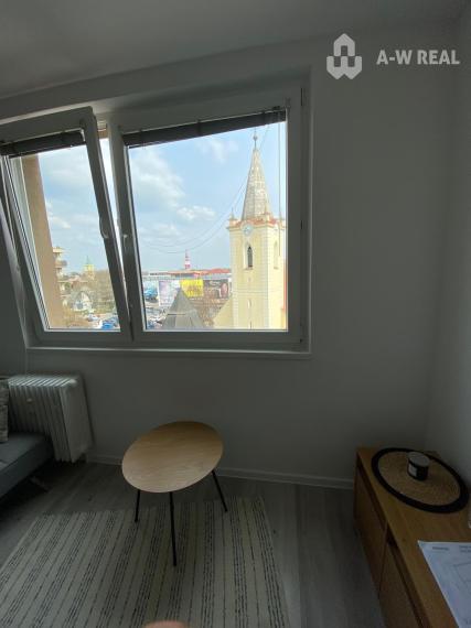 Na prenájom štýlový a moderný 2 izbový byt v centre Dunajskej Stredy