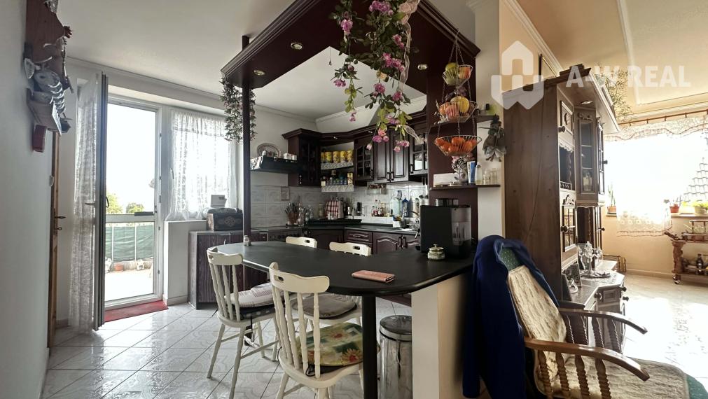 ☎️0918197701   Na predaj 2 generačný,  8 izbový poschodový dom s dvoma samostatnými bytovými jednotkami v tichej a kľudnej časti mesta  ŠAMORÍN