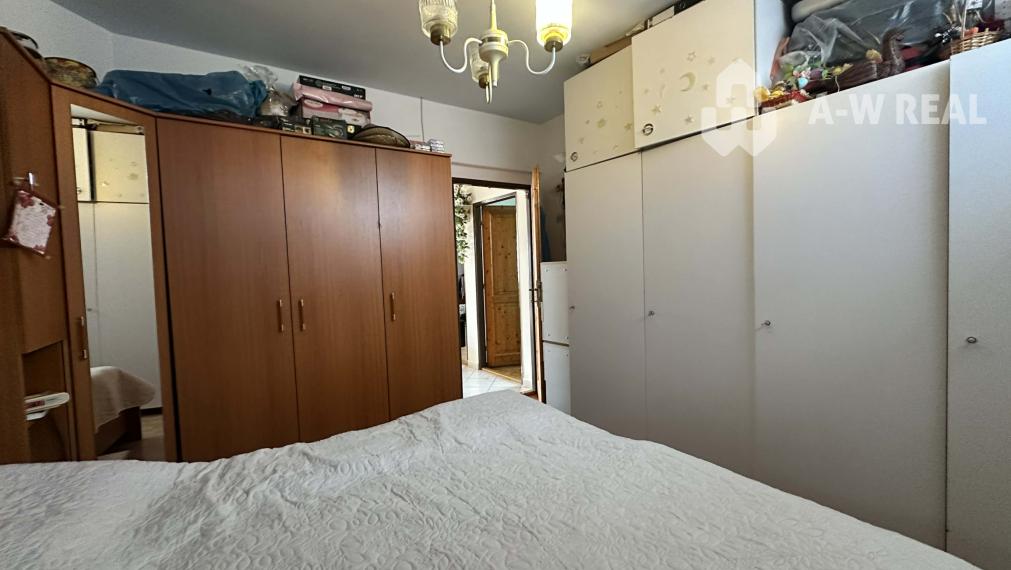 ☎️0918197701   Na predaj 2 generačný,  8 izbový poschodový dom s dvoma samostatnými bytovými jednotkami v tichej a kľudnej časti mesta  ŠAMORÍN