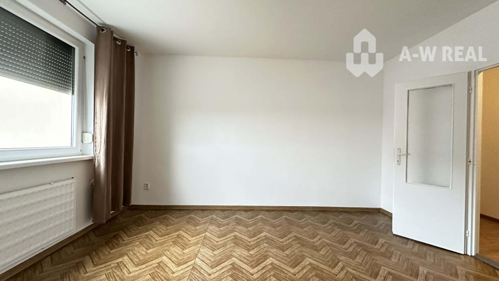 ☎️  0918/197 701  Na prenájom 1 izbový byt s balkónom a pivnicou v meste Dunajská Streda, časť Nová Ves - 36 m2