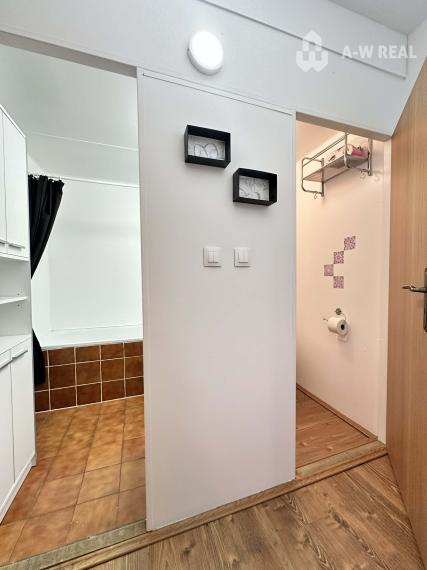 ☎️  0918/197 701  Na prenájom 1 izbový byt s balkónom a pivnicou v meste Dunajská Streda, časť Nová Ves - 36 m2