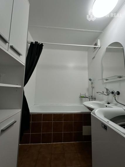 ☎️  0918/197 701  Na prenájom 1 izbový byt s balkónom a pivnicou v meste Dunajská Streda, časť Nová Ves - 36 m2