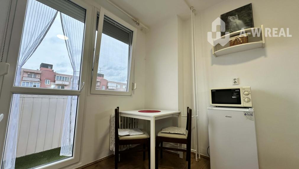 ☎️  0918/197 701  Na prenájom 1 izbový byt s balkónom a pivnicou v meste Dunajská Streda, časť Nová Ves - 36 m2