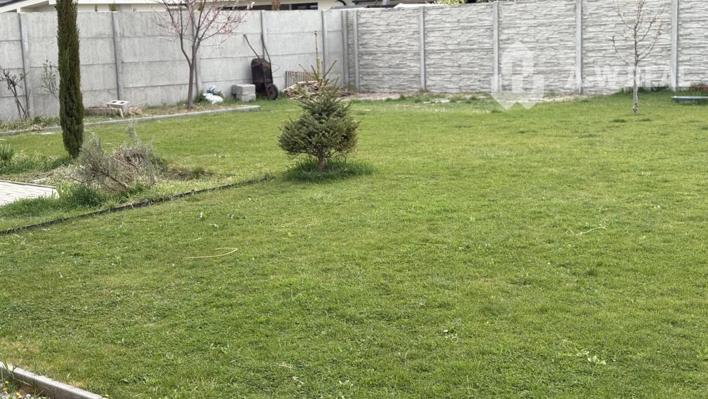 ☎️0917656551📞 Prenájom od 1.5. 2026:  Pekný, moderný 3-izbový rodinný dom v Dunajskej Strede