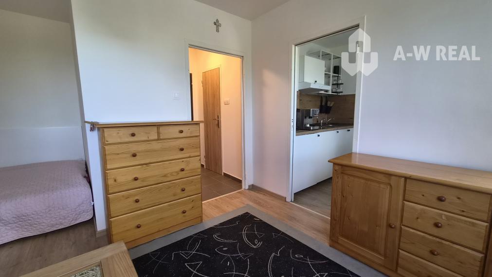 Na predaj zariadená garsónka po kompletnej rekonštrukcii