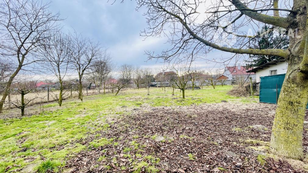 DUNAJSKÝ KLÁTOV – POZEMOK NA PREDAJ V KĽUDNEJ ČASTI DEDINY