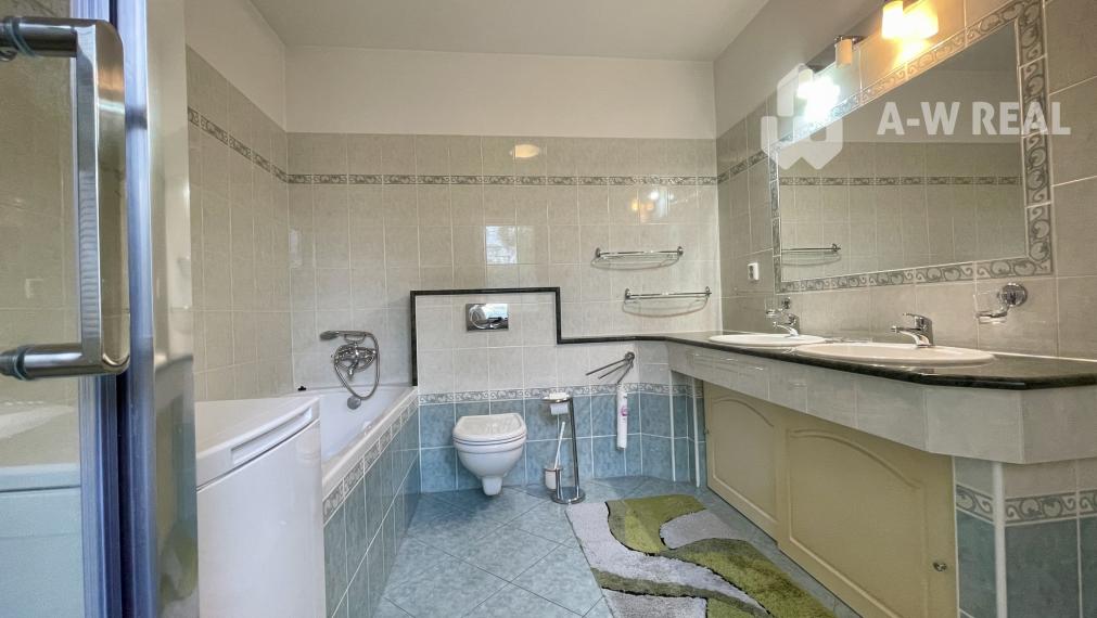 ☎️ 0918/197 701 NA  PREDAJ:  VÝRAZNÁ ZĽAVA - Rodinná vila vedľa mesta Dunajská Streda