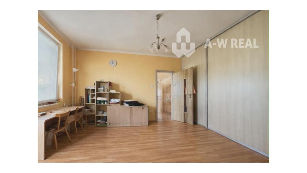 ☎️ 0918/197 701 NA PREDAJ EXKLUZÍVNE  : 1 izbový byt s loggiou  ( 38,40 m2 ) na Neratovickom námestí  - Dunajská Streda