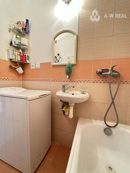 ☎️ 0918/197 701 NA PREDAJ EXKLUZÍVNE  : 1 izbový byt s loggiou  ( 38,40 m2 ) na Neratovickom námestí  - Dunajská Streda