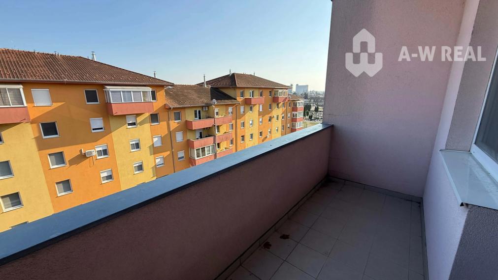 ☎️ 0918/197 701 Na predaj 3 izbový byt s vlastným plynovým kúrením a s vlastným parkovaním na ulici Záhradníckej v Dunajskej Strede