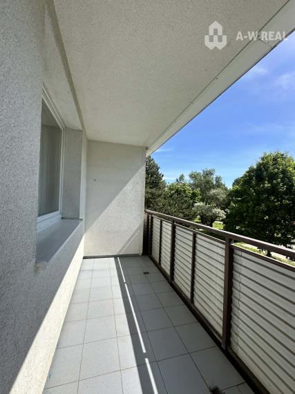 ☎️0918197701  NA PREDAJ 3-izbový byt Šamorín – kúpou voľný, balkón,  Dunajská ul.