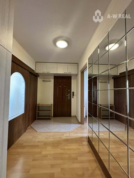 ☎️0918197701  NA PREDAJ 3-izbový byt Šamorín – kúpou voľný, balkón,  Dunajská ul.