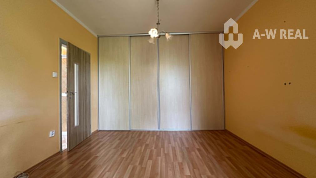 ☎️ 0918/197 701 NOVÁ CENA !!!!  108000,- EUR  NA PREDAJ EXKLUZÍVNE  : 1 izbový byt s loggiou  ( 38,40 m2 ) na Neratovickom námestí  - Dunajská Streda