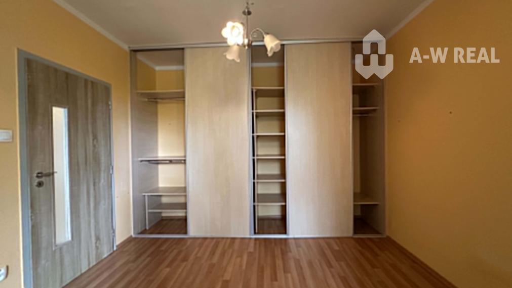 ☎️ 0918/197 701 NOVÁ CENA !!!!  108000,- EUR  NA PREDAJ EXKLUZÍVNE  : 1 izbový byt s loggiou  ( 38,40 m2 ) na Neratovickom námestí  - Dunajská Streda