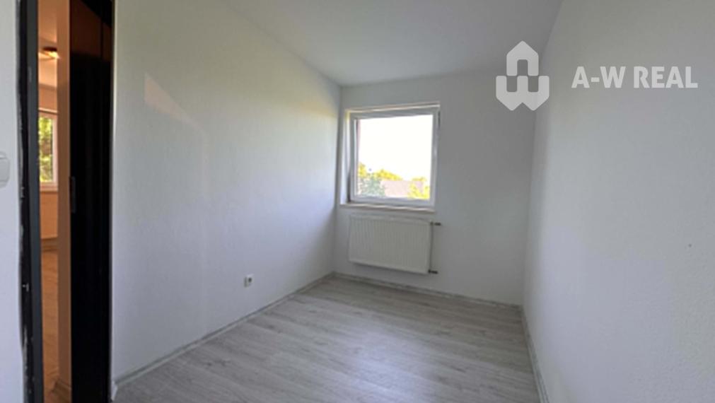NA PREDAJ 3-izbový byt v Lehniciach s vlastným kúrením a s parkovaním
