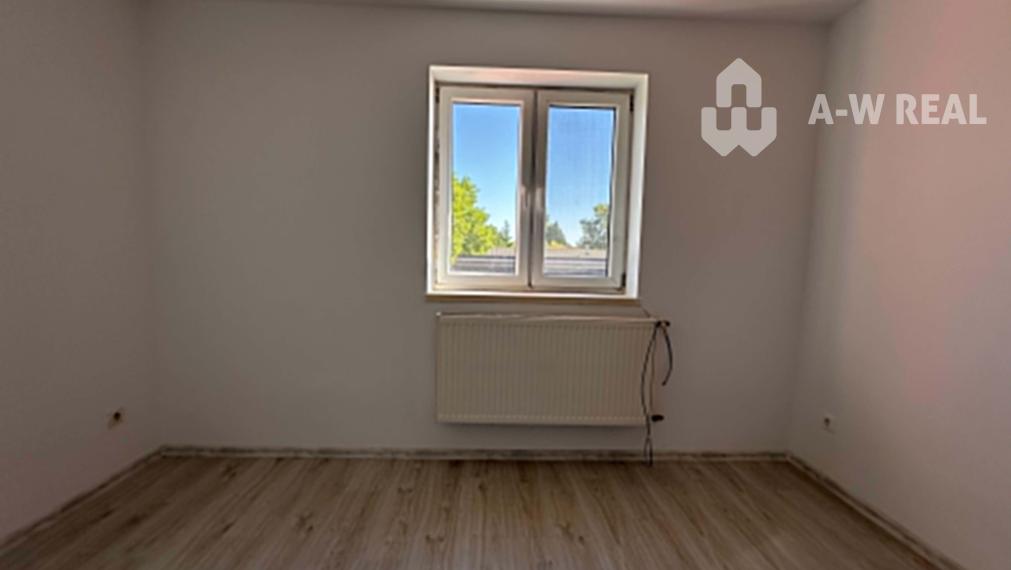 NA PREDAJ 3-izbový byt v Lehniciach s vlastným kúrením a s parkovaním