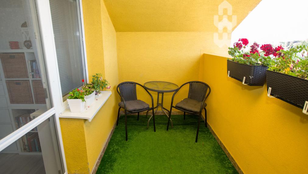 ☎️ 0918/197 701  NA PREDAJ    Výnimočný podkrovný 4-izbový byt s balkónom, klimatizáciou v každej izbe a vlastným kotlom – 130 m²- DUNAJSKÁ STREDA