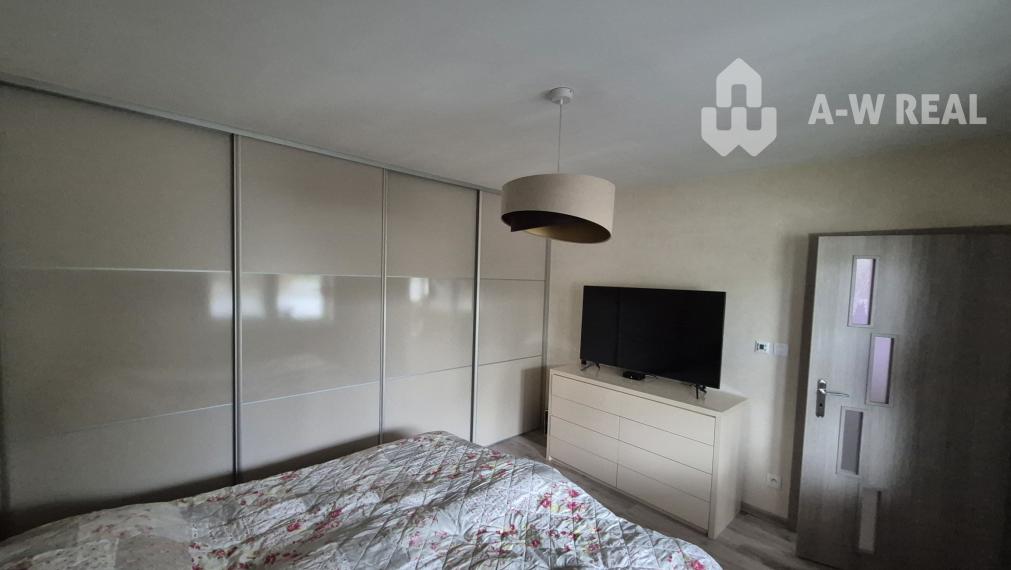 0911 234 656 - 4 izbový dvojdom s fotovoltikou vo Vrakúni