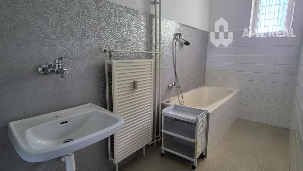 📞0907 240 233 Na predaj veľkometrážny 3-izbový byt v DS