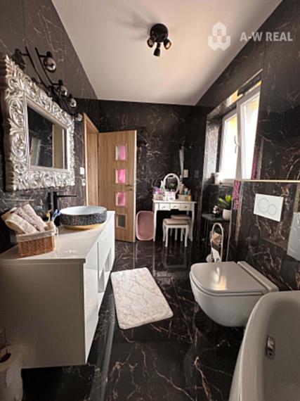 ☎️ 0918/197 701  🏡 Luxusný 7-izbový dom vo Veľkom Mederi – Bývanie bez investícií či skvelý biznia