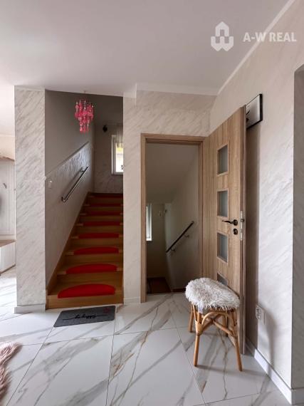 ☎️ 0918/197 701  🏡 Luxusný 7-izbový dom vo Veľkom Mederi – Bývanie bez investícií či skvelý biznia