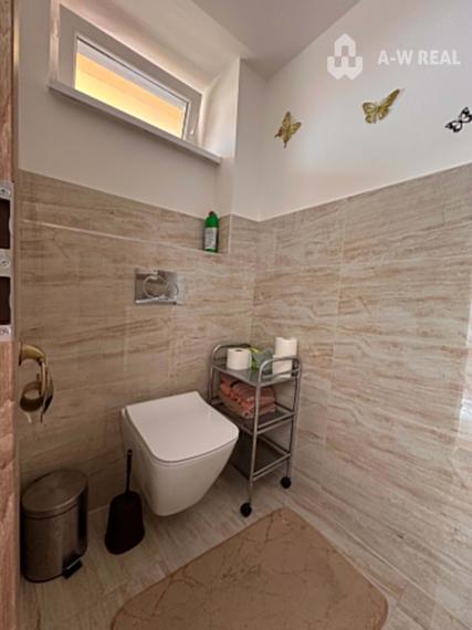 ☎️ 0918/197 701  🏡 Luxusný 7-izbový dom vo Veľkom Mederi – Bývanie bez investícií či skvelý biznia