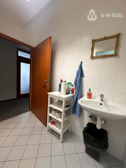 ☎️0918197701 Na prenájom samostatná kancelária v centre Dunajskej Stredy  - 15,16 m2