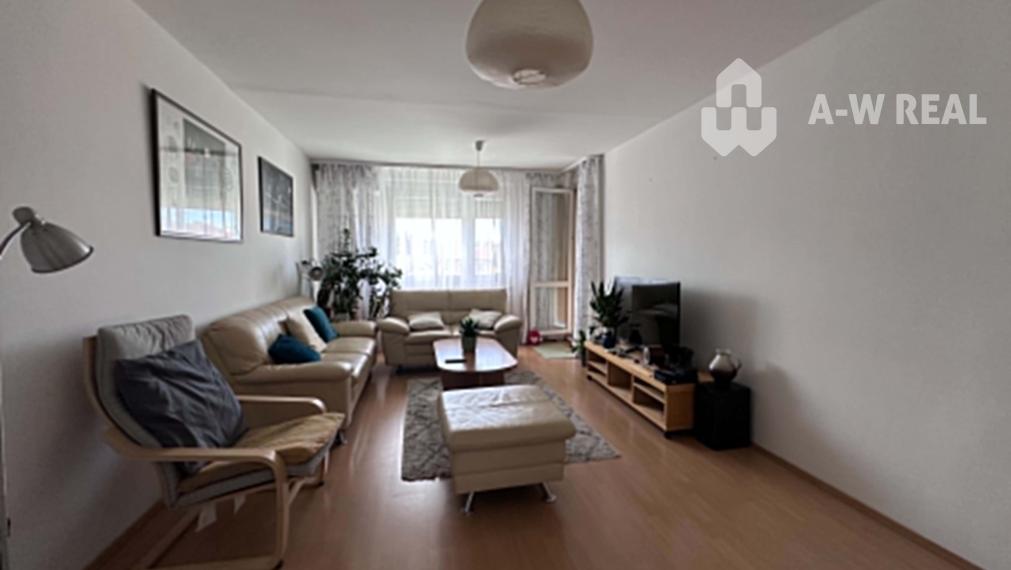 ☎️ 0918/197 701   NA PREDAJ 4 izbový byt v centre mesta v Top lokalite - Radničné námestie - Dunajská Streda