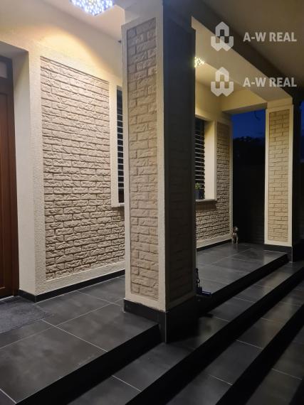 ☎️0918197701    Luxusný 4-izbový rodinný dom s letnou kuchyňou a nádhernou záhradou – Vydrany