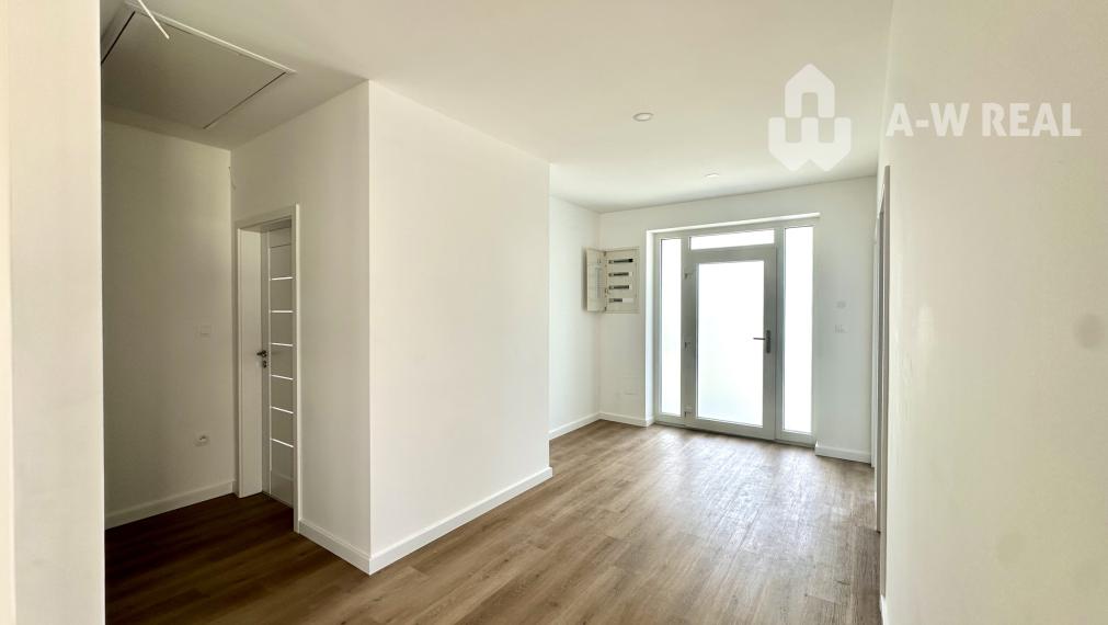 ☎️0917656551📞 Elegantný a priestranný 4-izbový rodinný dom na predaj v najvyhľadávanejšej časti mesta Dunajská Streda FLORIDA VILLA PARK!!!