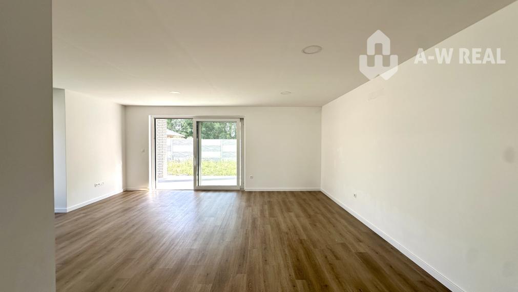 ☎️0917656551📞 Elegantný a priestranný 4-izbový rodinný dom na predaj v najvyhľadávanejšej časti mesta Dunajská Streda FLORIDA VILLA PARK!!!