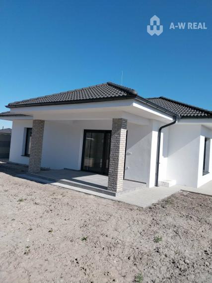 ☎️0917656551📞 Elegantný a priestranný 4-izbový rodinný dom na predaj v najvyhľadávanejšej časti mesta Dunajská Streda FLORIDA VILLA PARK!!!