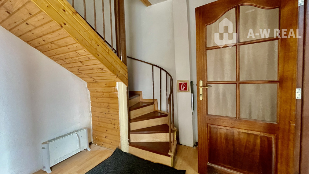 DUNASJKÁ STREDA – OBCHODNÁ/ADMINISTRATÍVNA BUDOVA PRIAMO V CENTRE MESTA