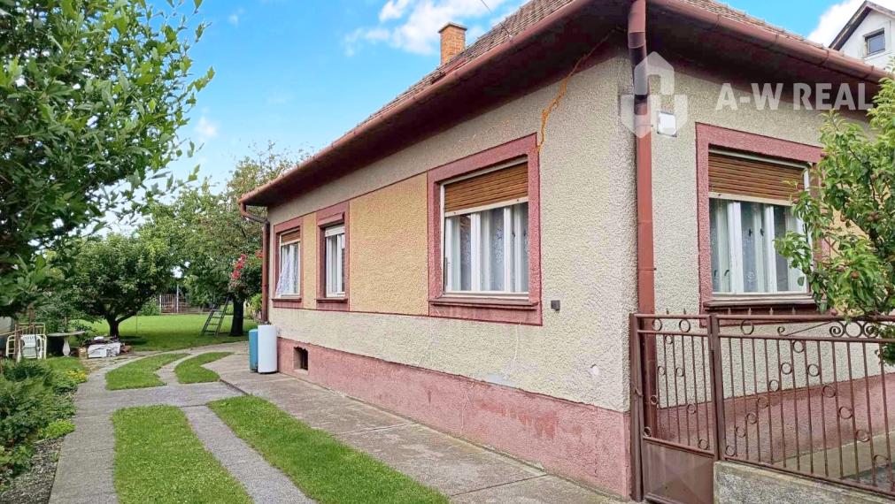 EXKLUZÍVNE LEN U NÁS - 4-izbový rodinný dom - Orechová Potôň
