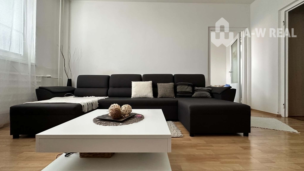 ☎️ 0918197701 🏆 PREMIUM PONUKA: Slnečný  3-izbový byt s balkónom a 2 parkovacími miestami v Dunajskej Strede