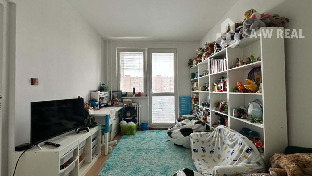 ☎️ 0918197701 🏆 PREMIUM PONUKA: Slnečný  3-izbový byt s balkónom a 2 parkovacími miestami v Dunajskej Strede