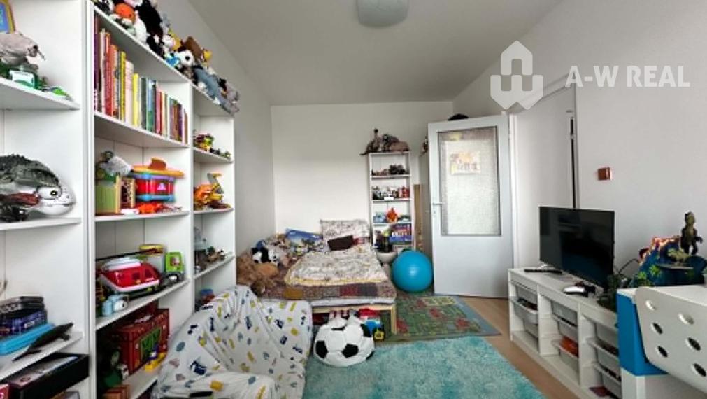 ☎️ 0918197701 🏆 PREMIUM PONUKA: Slnečný  3-izbový byt s balkónom a 2 parkovacími miestami v Dunajskej Strede