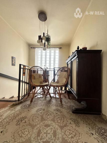 ☎️ 0918197701  Bývanie bez kompromisov v Kútnikoch: Veľkorysý rodinný dom s oázou pokoja, garážou a obrovským potenciálom