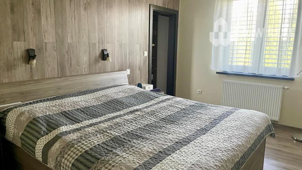 Moderný 4-izbový rodinný dom s dvojgarážou na predaj – Topoľníky