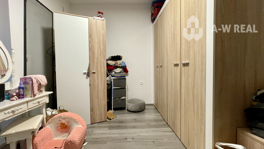 A-W REAL | Moderný 4-izbový rodinný dom v radovej zástavbe v obci Padáň