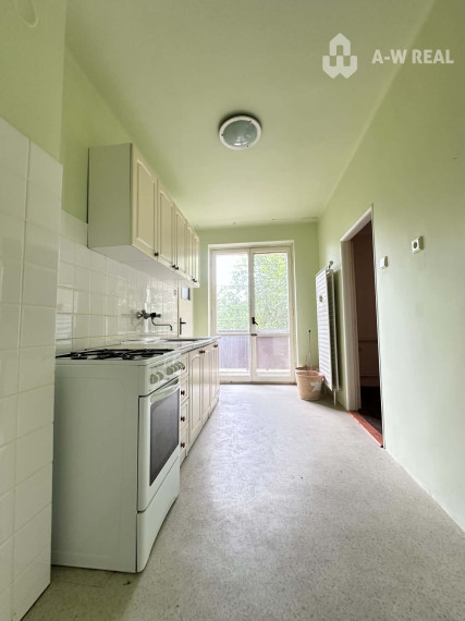 Prerobte si bývanie podľa vlastných predstáv! Veľký 3i byt (80 m²) s loggiou na sídlisku Západ