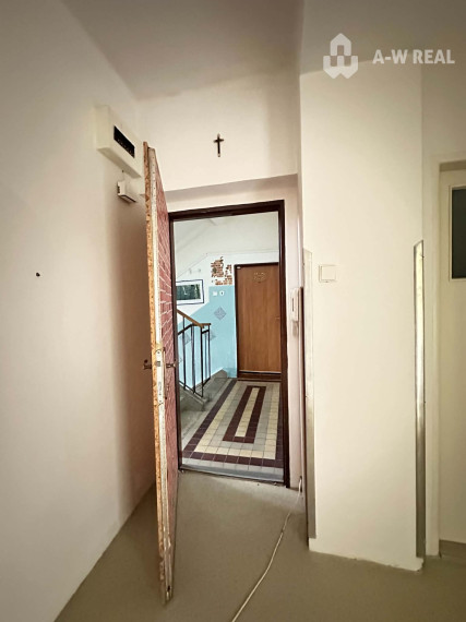 Prerobte si bývanie podľa vlastných predstáv! Veľký 3i byt (80 m²) s loggiou na sídlisku Západ