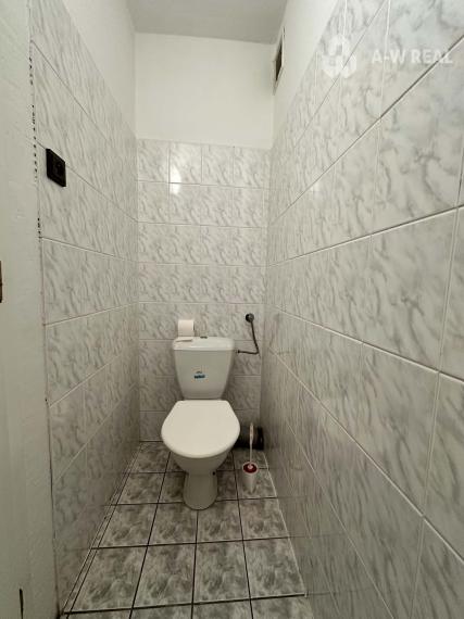 ☎️0918197701 NA PREDAJ   Multifunkčný obchodný priestor (350 m²) na frekventovanej ulici vo Veľkom Mederi