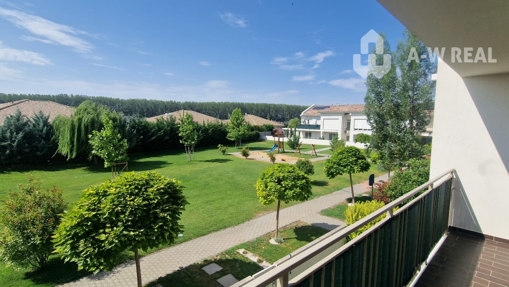 2-IZBOVÝ BYT S VEĽKÝM BALKÓNOM NA PREDAJ