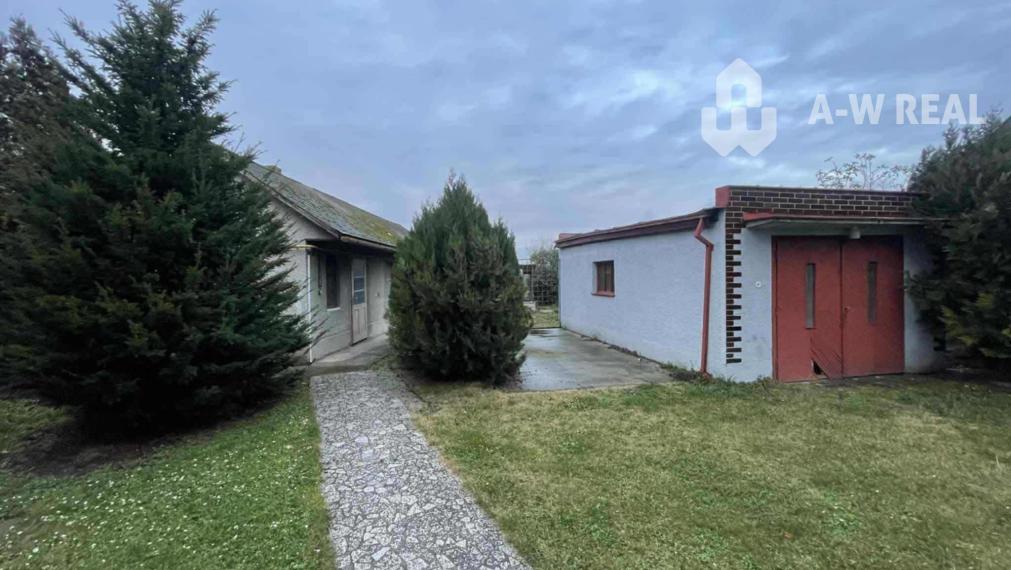 Na predaj 2 generačný , 6 izbový poschodový dom s 2 samostatnými kuchyňami s veľkým pozemkom v obci Dolný Štál-DOM si prispôsobíte vlastnému štýlu