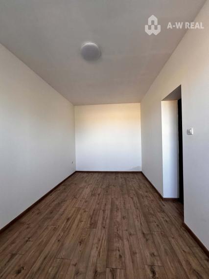 Bývajte ako v dome za cenu bytu! 2i byt s 7-árovým pozemkom v Zemianskej Olči