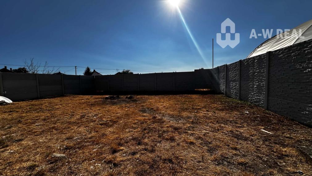 Na predaj 2-izb. byt v dvojdome (110 m²) v štandarde s krbom – Možnosť kúpy celého dvojdomu!   Zemianska Olča